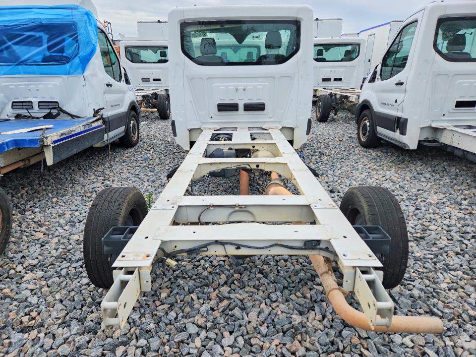 55569306 :رقم المزاد ، 1FDBW5Z82MKA84289 vin ، 2021 Ford Transit مزاد بيع