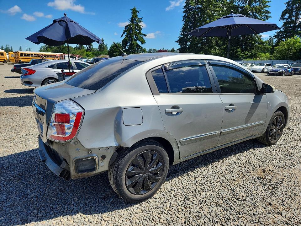2010 Nissan Sentra მანქანა იყიდება აუქციონზე, vin: 3N1AB6AP6AL728989, აუქციონის ნომერი: 57330546