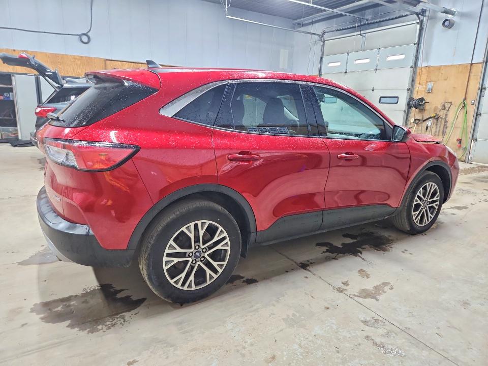 Продажа на аукционе авто 2022 Ford Escape, vin: 1FMCU9H99NUA94805, номер лота: 55412186