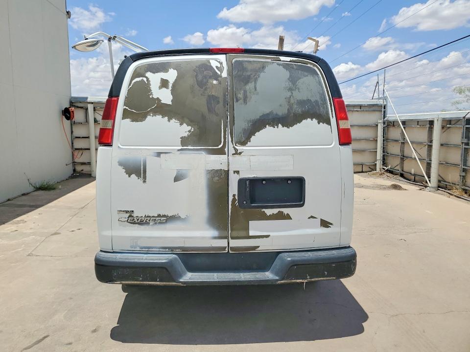 58452146 :رقم المزاد ، 1GCZGFBA7A1163915 vin ، 2010 Chevrolet Express G2500 مزاد بيع