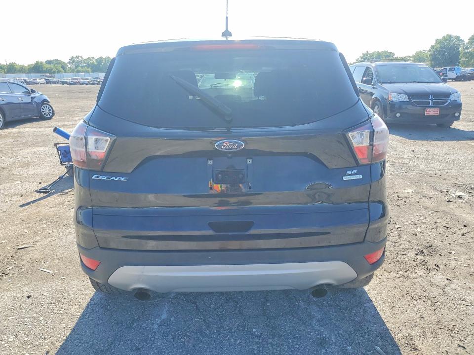 Продажа на аукционе авто 2017 Ford Escape, vin: 1FMCU0GD1HUA80340, номер лота: 58406486