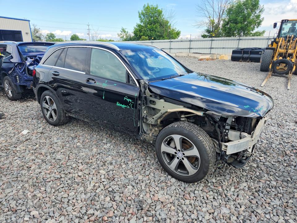 57882876 :رقم المزاد ، WDC0G4KB1HF178195 vin ، 2017 Mercedes-benz Glc مزاد بيع