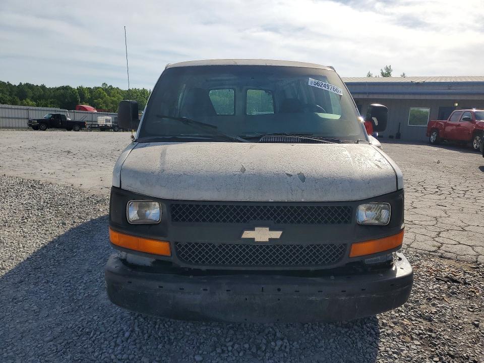 56249766 :رقم المزاد ، 1GCGG25K281204062 vin ، 2008 Chevrolet Express G2500 مزاد بيع