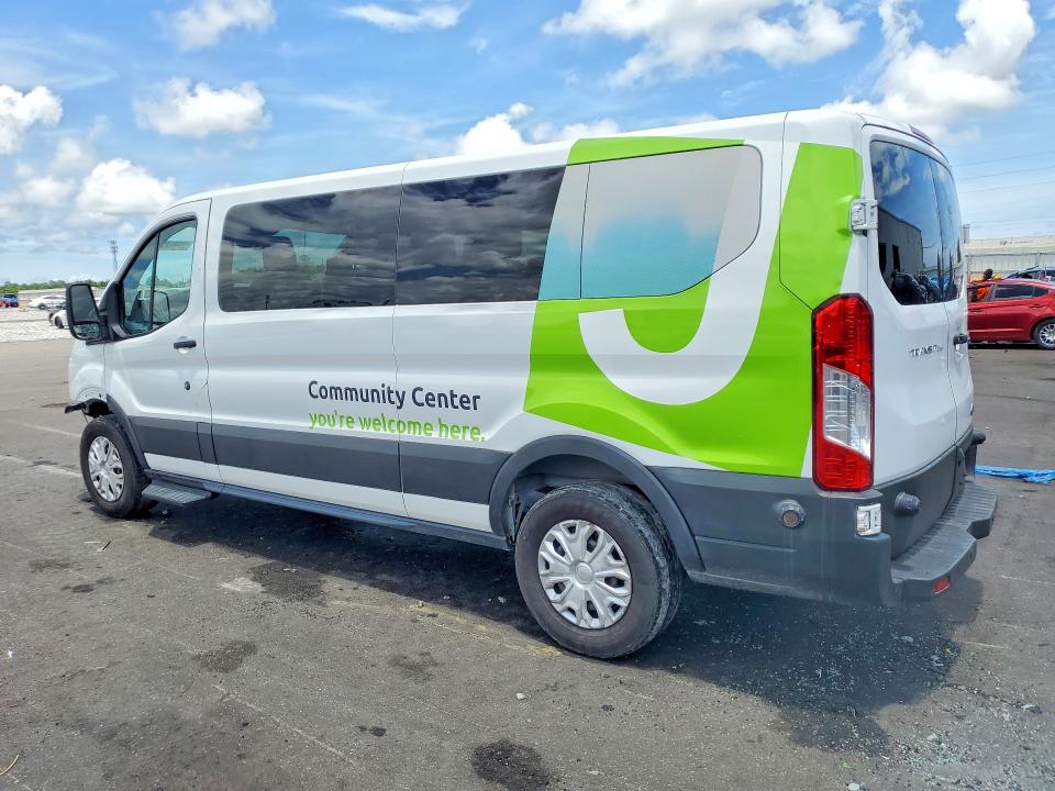 56986826 :رقم المزاد ، 1FBZX2YG3JKA91307 vin ، 2018 Ford Transit مزاد بيع