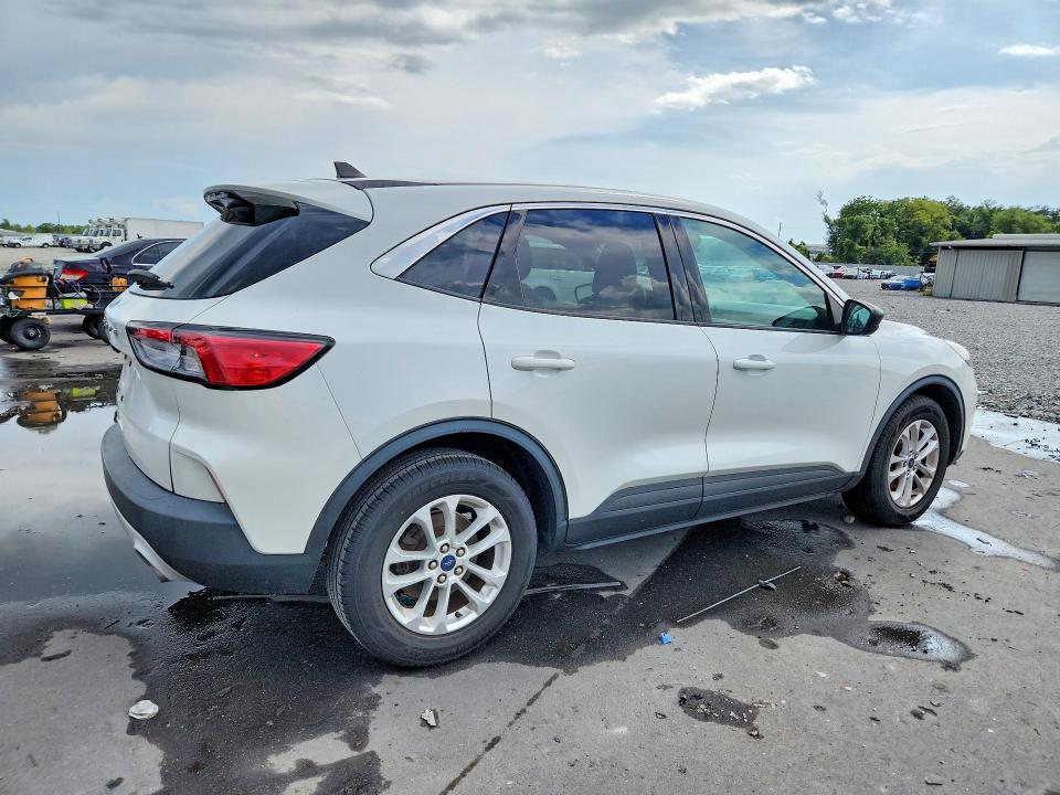 2022 Ford Escape მანქანა იყიდება აუქციონზე, vin: 1FMCU0G60NUB65280, აუქციონის ნომერი: 58801636