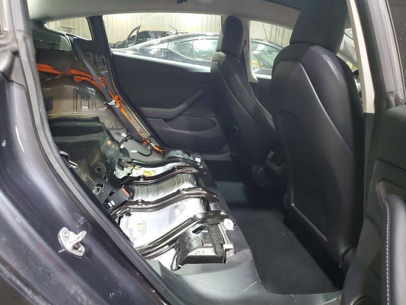 55904806 :رقم المزاد ، 5YJ3E1EB1KF205751 vin ، 2019 Tesla Model 3 مزاد بيع