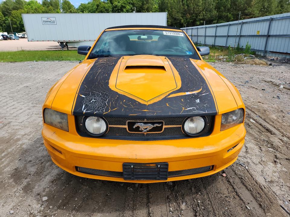 Продажа на аукционе авто 2008 Ford Mustang, vin: 1ZVHT85H285203085, номер лота: 57313506