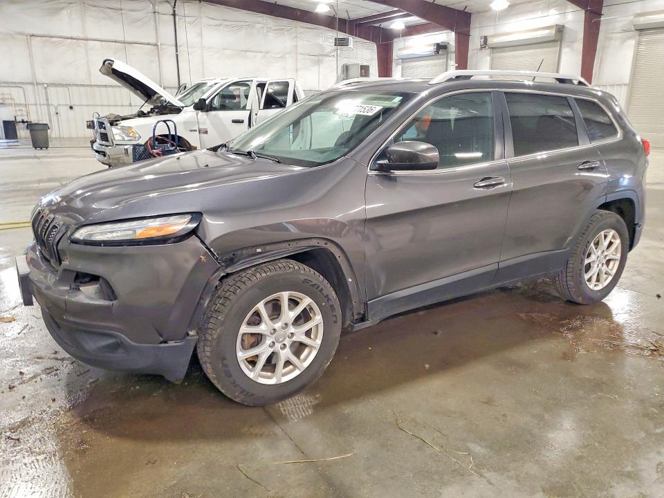 58771536 :رقم المزاد ، 1C4PJMCB5FW633163 vin ، 2015 Jeep Cherokee مزاد بيع