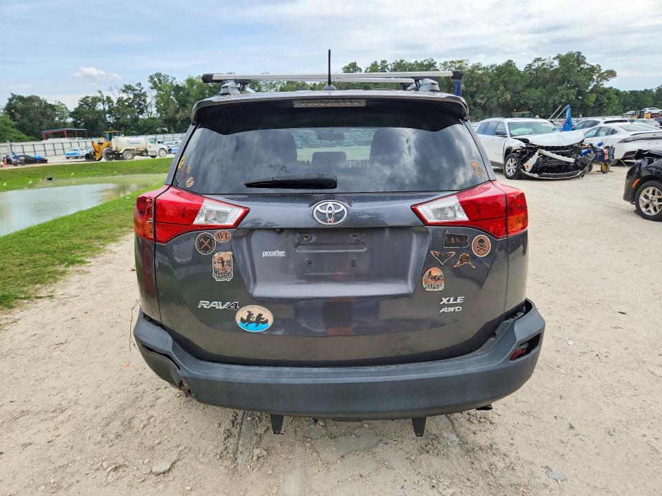 55828986 :رقم المزاد ، 2T3RFREV0FW388530 vin ، 2015 Toyota Rav4 مزاد بيع