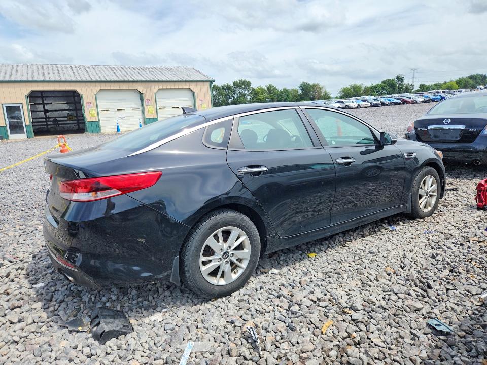 58326976 :رقم المزاد ، 5XXGT4L33GG117437 vin ، 2016 Kia Optima مزاد بيع