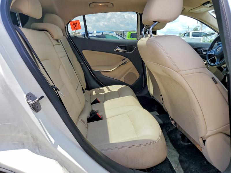 57380336 :رقم المزاد ، WDCTG4EB3JJ471415 vin ، 2018 Mercedes-benz Gla مزاد بيع
