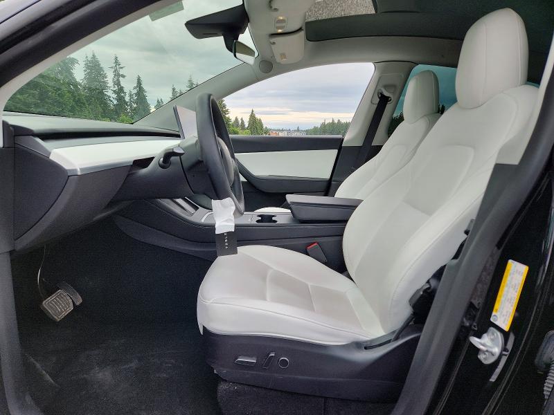 Auction sale of the 2022 Tesla Model  Y, vin: 7SAYGDEE7NF393839, lot number: 56511956