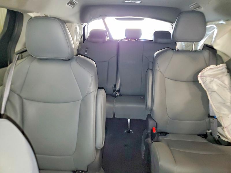 Продажа на аукционе авто 2024 Toyota Sienna, vin: 5TDYSKFC1RS118806, номер лота: 55496476