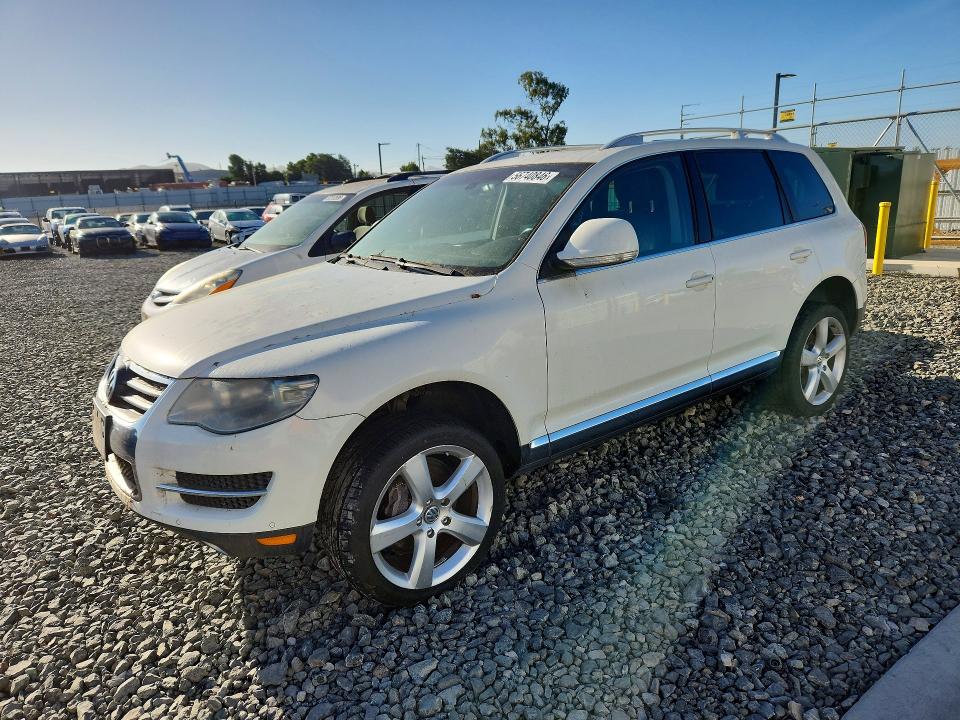 Продажа на аукционе авто 2010 Volkswagen Touareg, vin: WVGBF7A9XAD000817, номер лота: 56740846