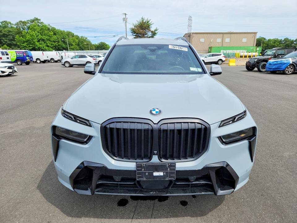 57251736 :رقم المزاد ، 5UX23EM06T9293764 vin ، 2026 Bmw X7 مزاد بيع