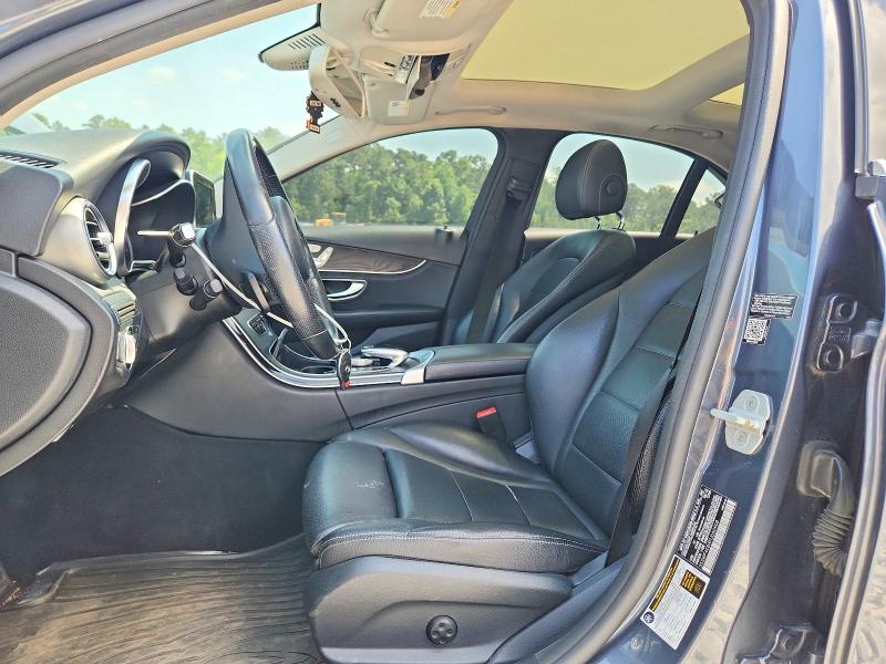 54587996 :رقم المزاد ، 55SWF4KBXFU060908 vin ، 2015 Mercedes-benz C مزاد بيع