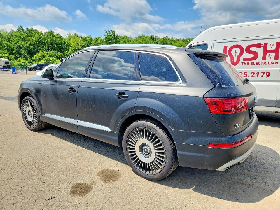 Продаж на аукціоні авто 2017 Audi Q7, vin: WA1LAAF72HD040325, номер лоту: 57313906