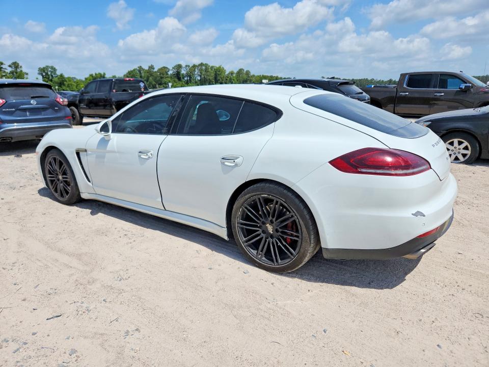 57933046 :رقم المزاد ، WP0AA2A72FL006947 vin ، 2015 Porsche Panamera مزاد بيع