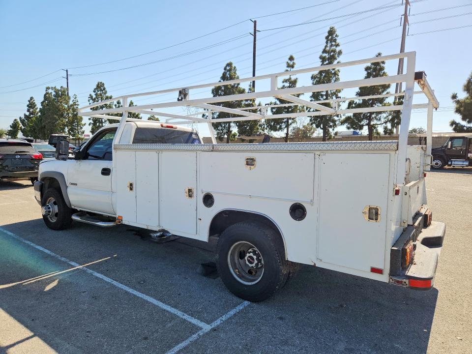 2003 Chevrolet Silverado მანქანა იყიდება აუქციონზე, vin: 1GBJC34U03E228277, აუქციონის ნომერი: 55806536