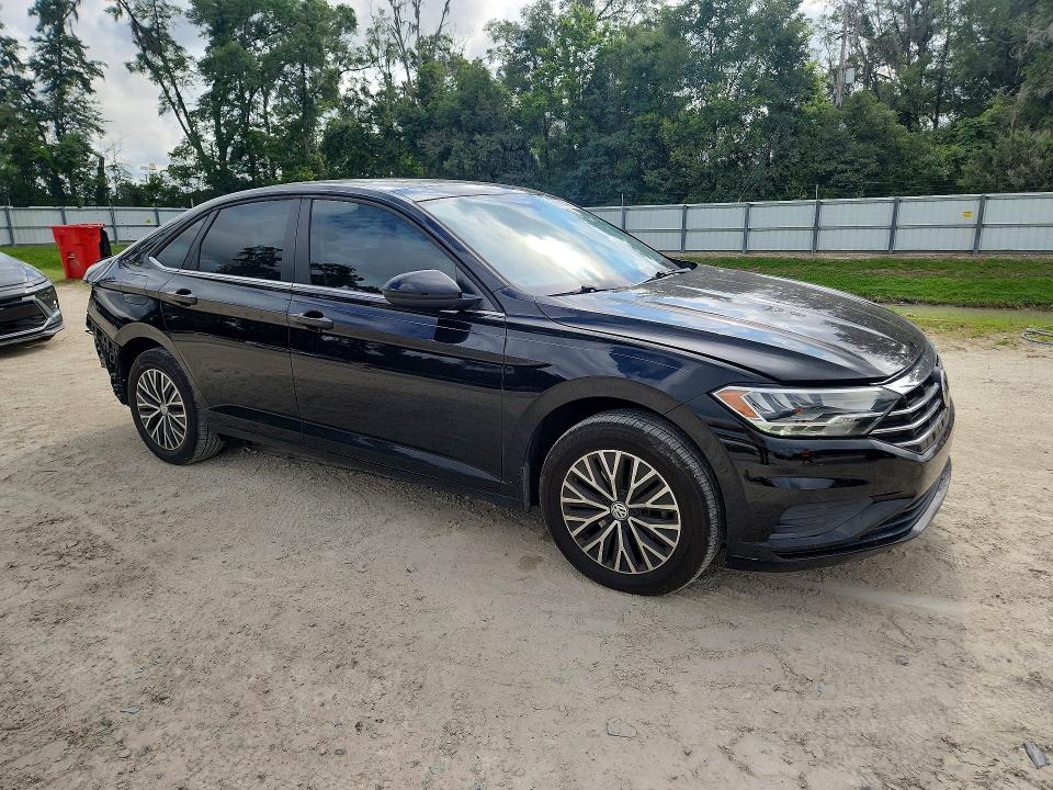 56766296 :رقم المزاد ، 3VWCB7BU5LM035101 vin ، 2020 Volkswagen Jetta مزاد بيع