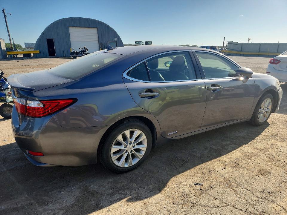 57228156 :رقم المزاد ، JTHBW1GG4D2010720 vin ، 2013 Lexus Es مزاد بيع