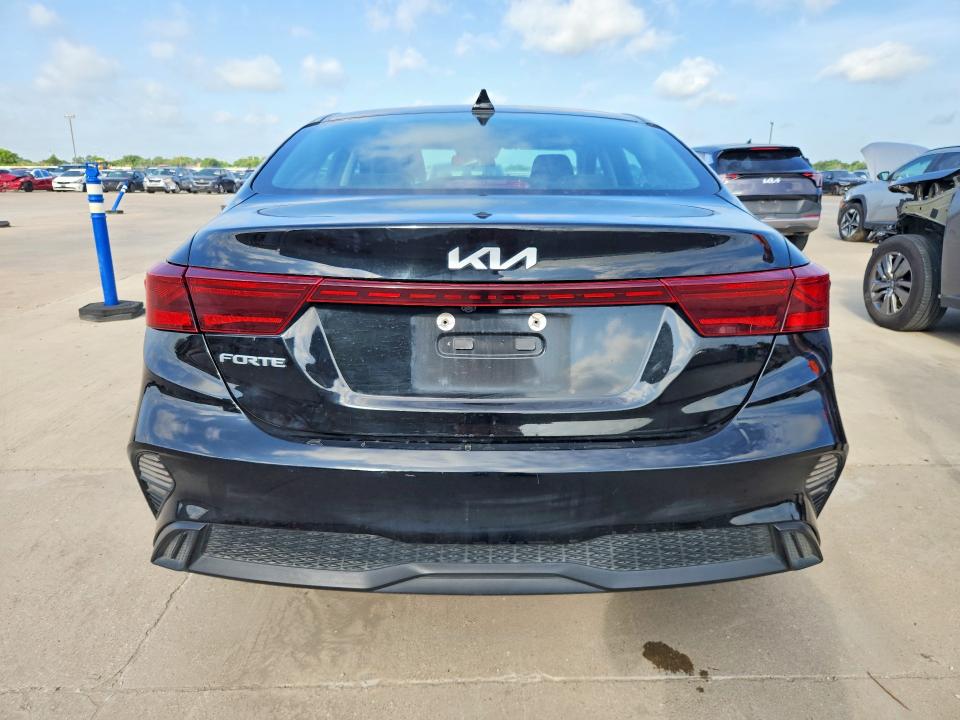 58939676 :رقم المزاد ، 3KPF24AD8PE567054 vin ، 2023 Kia Forte مزاد بيع