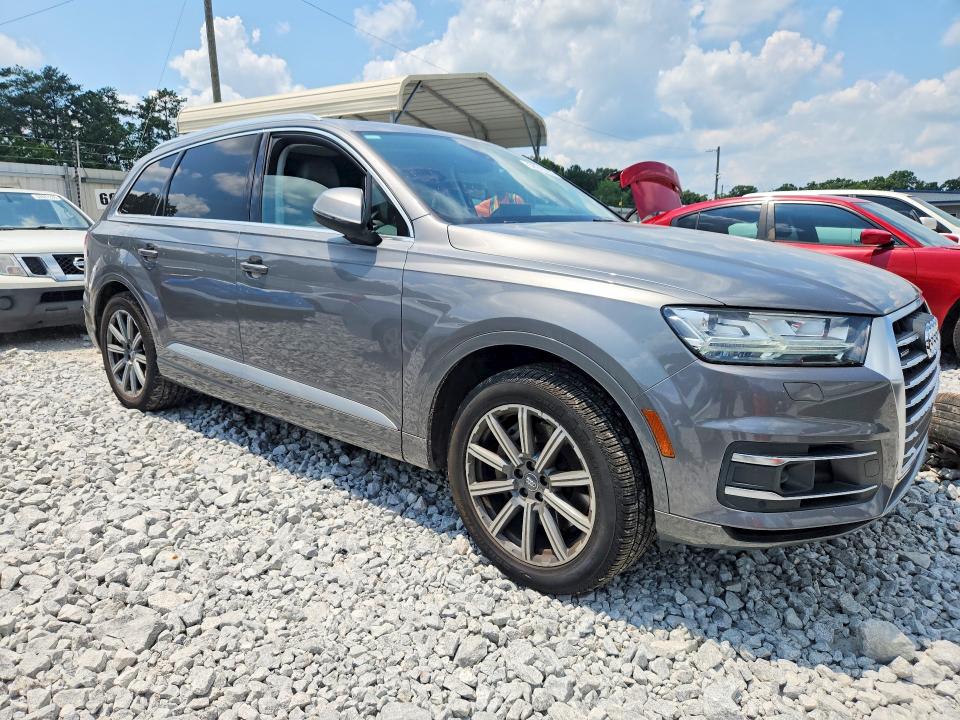 2017 Audi Q7 მანქანა იყიდება აუქციონზე, vin: WA1VAAF77HD044041, აუქციონის ნომერი: 58945056