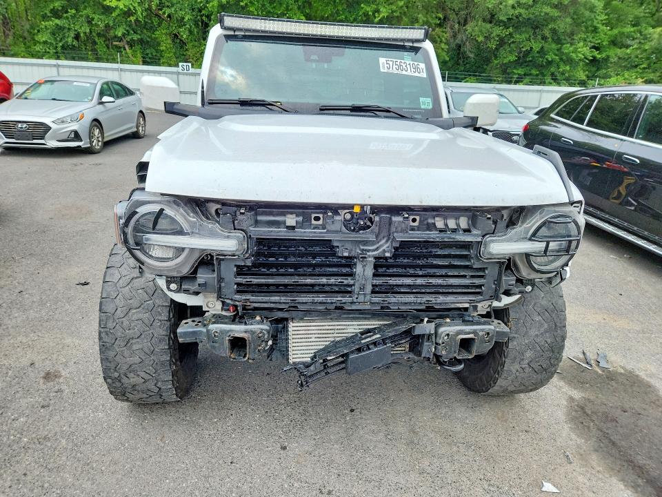 Продажа на аукционе авто 2022 Ford Bronco, vin: 1FMDE5AP1NLB69795, номер лота: 57563196