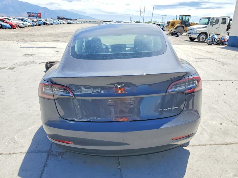 Продажа на аукционе авто 2018 Tesla Model 3, vin: 5YJ3E1EB5JF093180, номер лота: 57569146