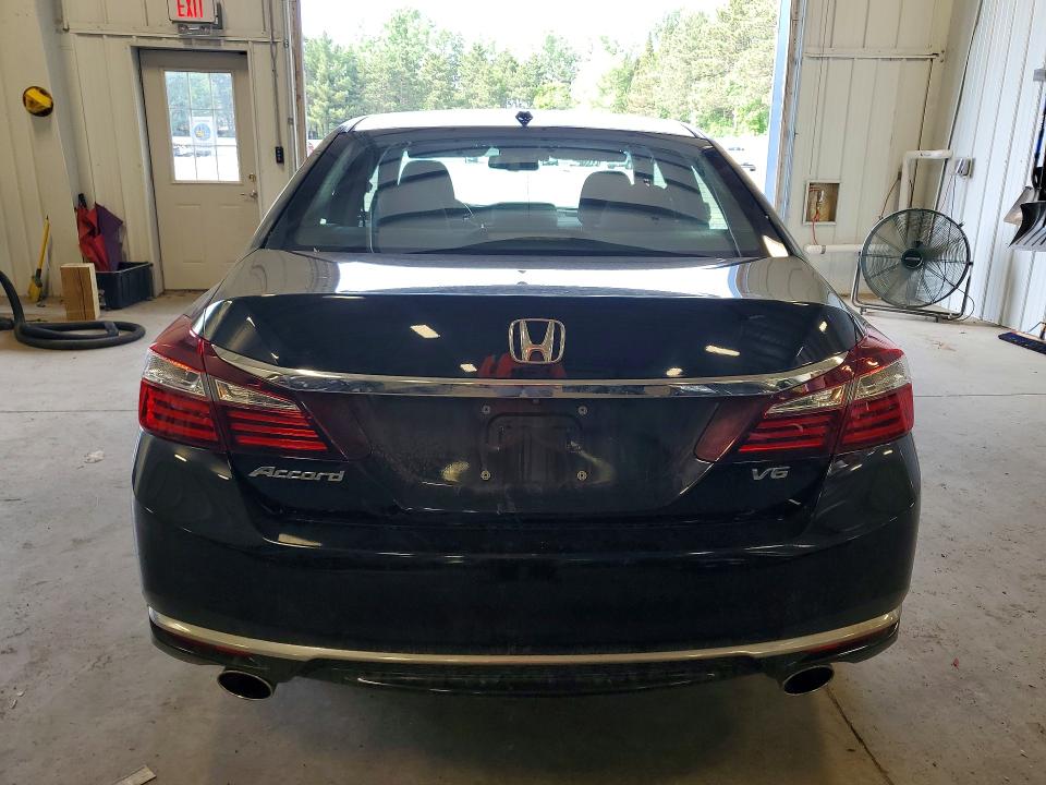 Продажа на аукционе авто 2017 Honda Accord, vin: 1HGCR3F03HA022514, номер лота: 55712876
