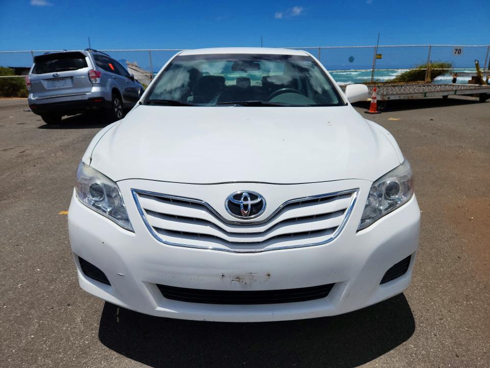 57418546 :رقم المزاد ، 4T1BF3EK9BU682449 vin ، 2011 Toyota Camry مزاد بيع