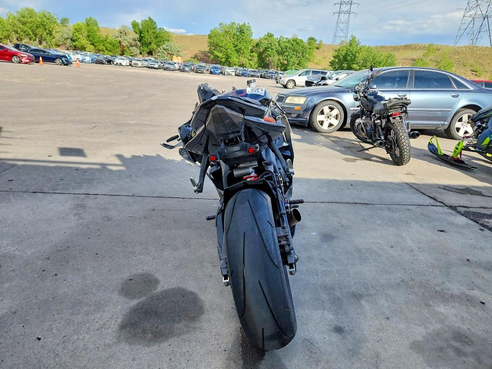 55934906 :رقم المزاد ، JYARJ12Y16A001203 vin ، 2006 Yamaha Yzfr6 مزاد بيع
