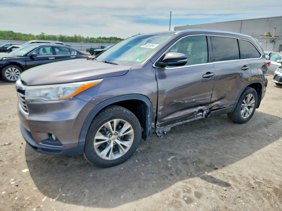 57685056 :رقم المزاد ، 5TDJKRFHXFS127120 vin ، 2015 Toyota Highlander مزاد بيع