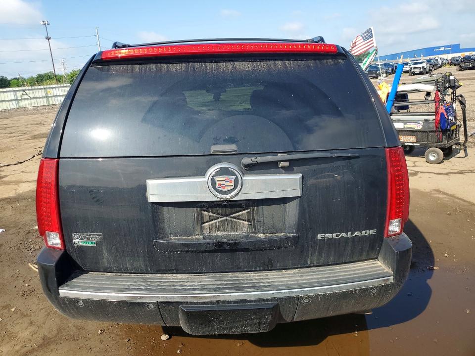 2011 Cadillac Escalade მანქანა იყიდება აუქციონზე, vin: 1GYS4BEFXBR337628, აუქციონის ნომერი: 56569956