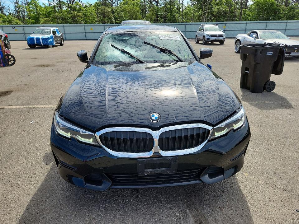 2021 Bmw 330xi მანქანა იყიდება აუქციონზე, vin: 3MW5R7J01M8B65650, აუქციონის ნომერი: 57996096