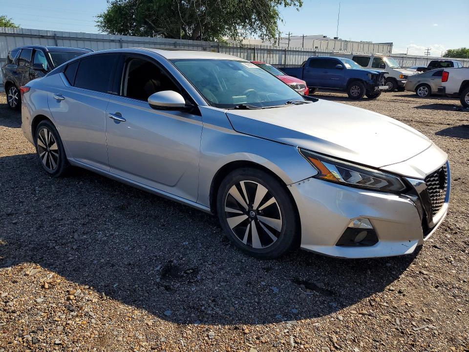 55601696 :رقم المزاد ، 1N4BL4DVXKC124538 vin ، 2019 Nissan Altima مزاد بيع
