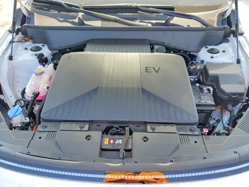 2025 Hyundai Kona მანქანა იყიდება აუქციონზე, vin: KM8HE3A60SU021754, აუქციონის ნომერი: 59389196