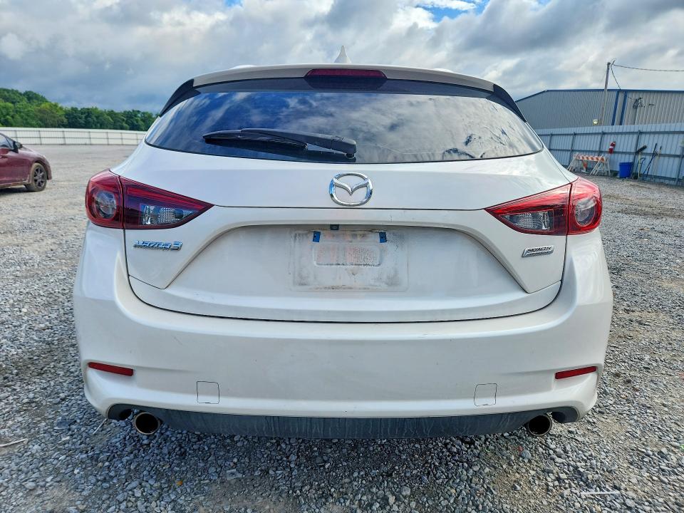 58115476 :رقم المزاد ، 3MZBN1M30JM240388 vin ، 2018 Mazda 3 مزاد بيع
