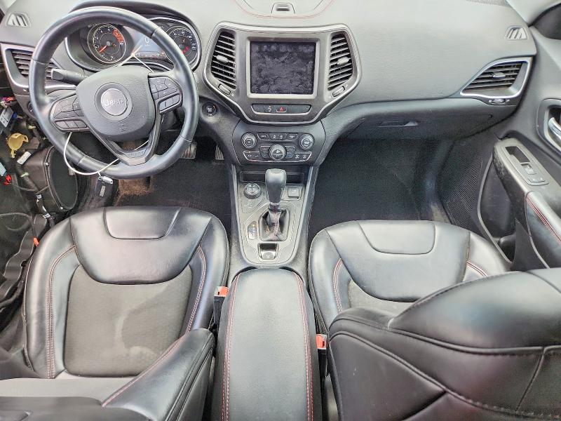 59368376 :رقم المزاد ، 1C4PJMBN4KD383237 vin ، 2019 Jeep Cherokee مزاد بيع