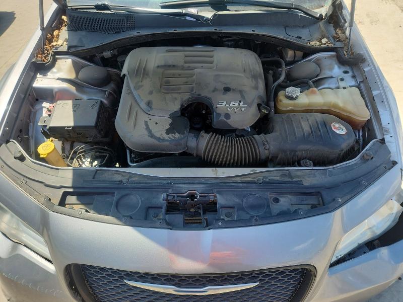 55474256 :رقم المزاد ، 2C3CCAEG8GH127914 vin ، 2016 Chrysler 300c مزاد بيع