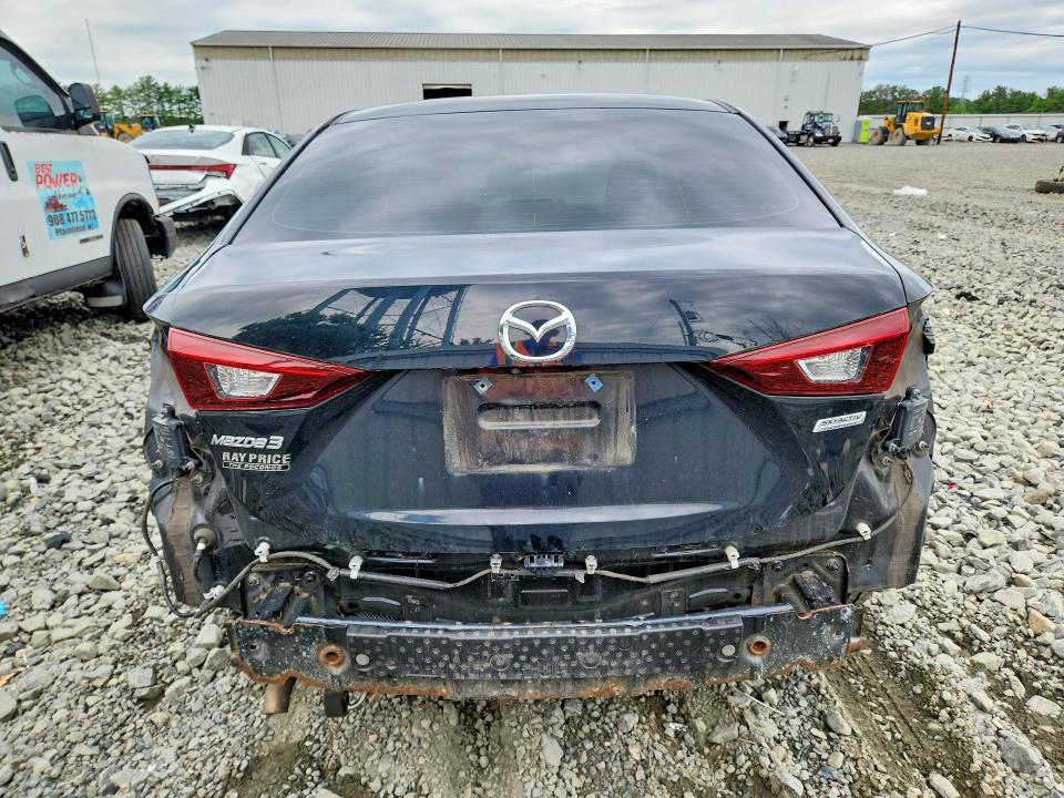 Продажа на аукционе авто 2018 Mazda 3, vin: 3MZBN1U77JM225938, номер лота: 59121726