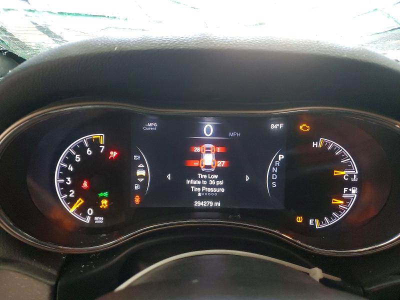 Продаж на аукціоні авто 2015 Jeep Grand Cherokee, vin: 1C4RJEBG8FC749311, номер лоту: 58489356
