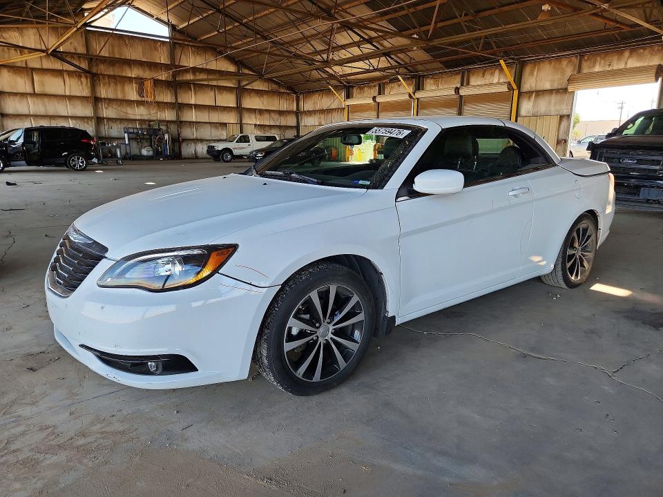 55759476 :رقم المزاد ، 1C3BCBGG3EN159740 vin ، 2014 Chrysler 200 مزاد بيع