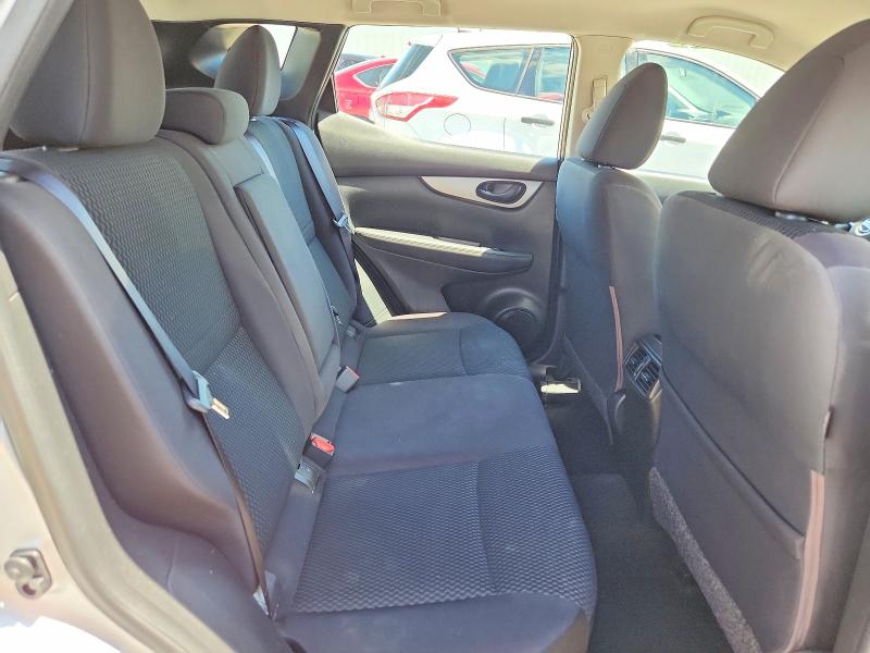 55968826 :رقم المزاد ، JN1BJ1CR4HW129084 vin ، 2017 Nissan Rogue Sport مزاد بيع