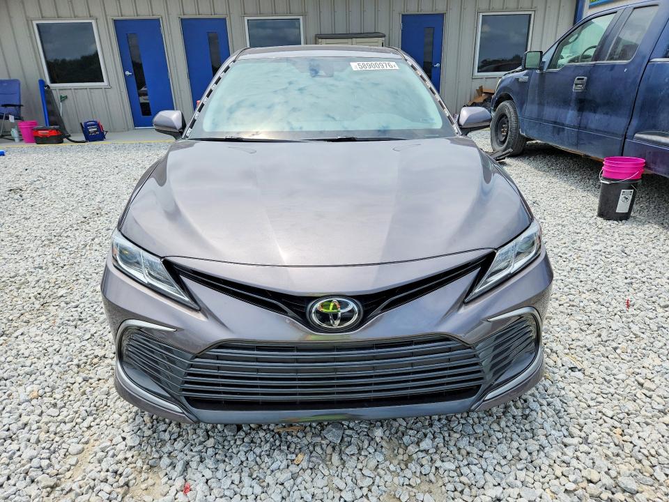 2021 Toyota Camry მანქანა იყიდება აუქციონზე, vin: 4T1C11AK8MU588305, აუქციონის ნომერი: 58900976