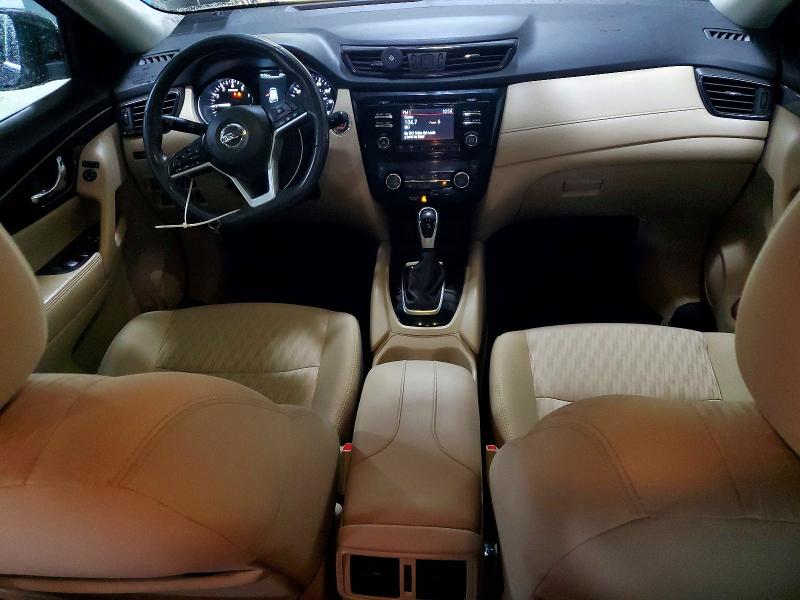 57555606 :رقم المزاد ، 5N1AT2MV3HC811990 vin ، 2017 Nissan Rogue مزاد بيع