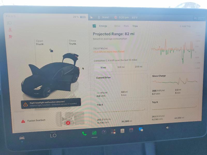 55602666 :رقم المزاد ، 5YJ3E1EB1NF335467 vin ، 2022 Tesla Model 3 مزاد بيع