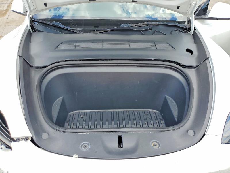 58048426 :رقم المزاد ، 7SAYGDEE7PF674980 vin ، 2023 Tesla Model Y مزاد بيع