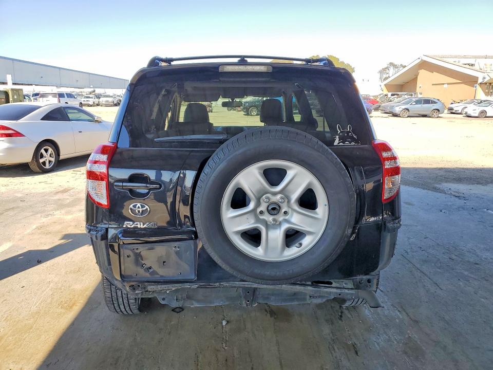 2011 Toyota Rav4 მანქანა იყიდება აუქციონზე, vin: JTMBF4DV3B5039501, აუქციონის ნომერი: 57938376