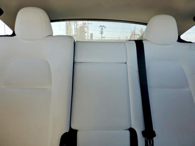 58125126 :رقم المزاد ، 7SAYGAEE6PF664942 vin ، 2023 Tesla Model Y مزاد بيع